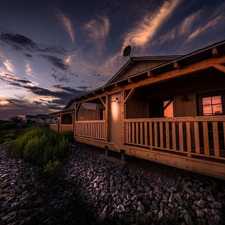 Miners Cabin #4 - King Bed - Private Balcony With Views Tombstone Bagian luar foto